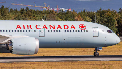 C-FGHZ - Air Canada Boeing 787-9 Dreamliner