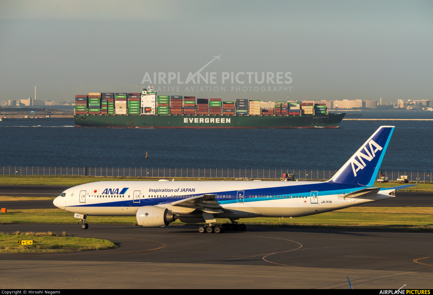 ANA - All Nippon Airways JA717A aircraft at Tokyo - Haneda Intl
