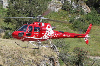 HB-ZCX - Air Zermatt Aerospatiale AS350 Ecureuil / Squirrel