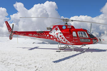 HB-ZVS - Air Zermatt Aerospatiale AS350 Ecureuil / Squirrel