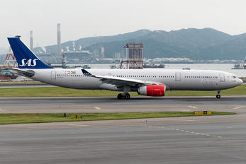 LN-RKU - SAS - Scandinavian Airlines Airbus A330-300