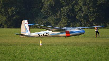 S5-7125 - Aeroklub Celje LET L-13 Blaník (all models)