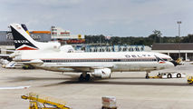Delta Air Lines N769DL image