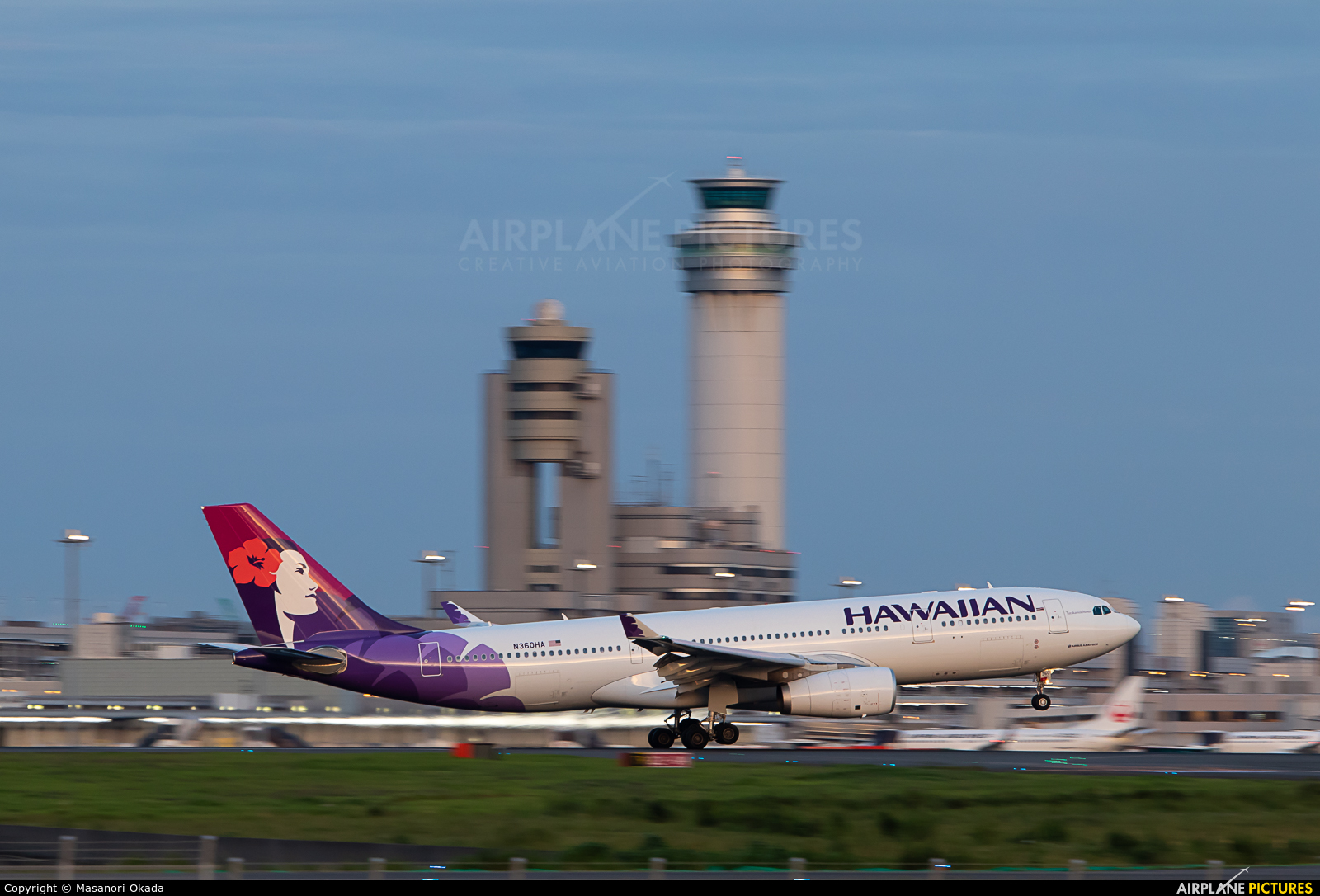 Hawaiian Airlines N360HA aircraft at Tokyo - Haneda Intl