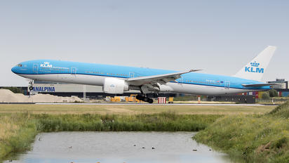 PH-BVO - KLM Boeing 777-300ER
