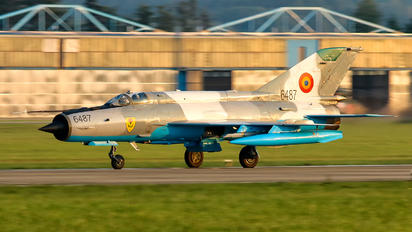 6487 - Romania - Air Force Mikoyan-Gurevich MiG-21 LanceR C