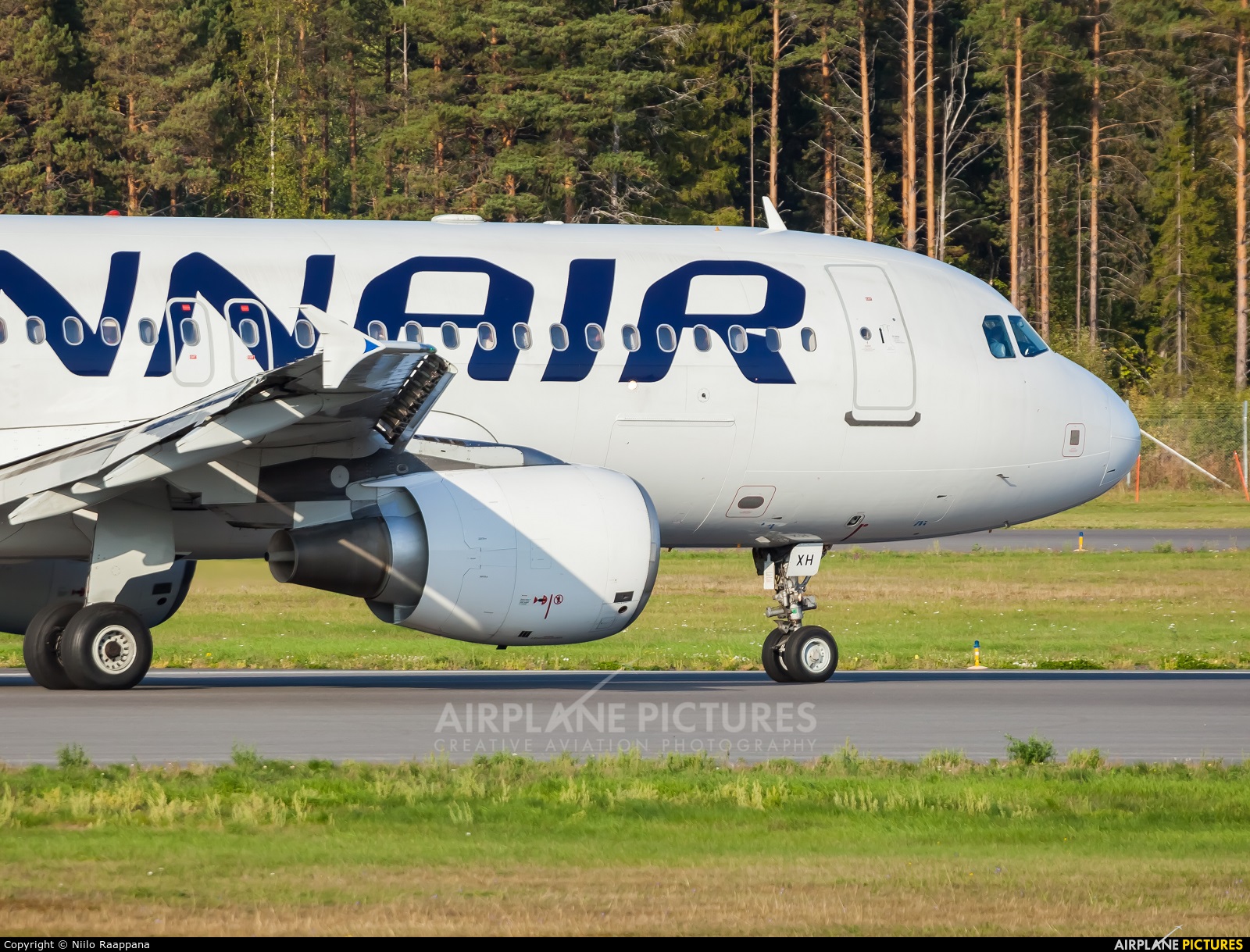 Finnair OH-LXH aircraft at Oulu