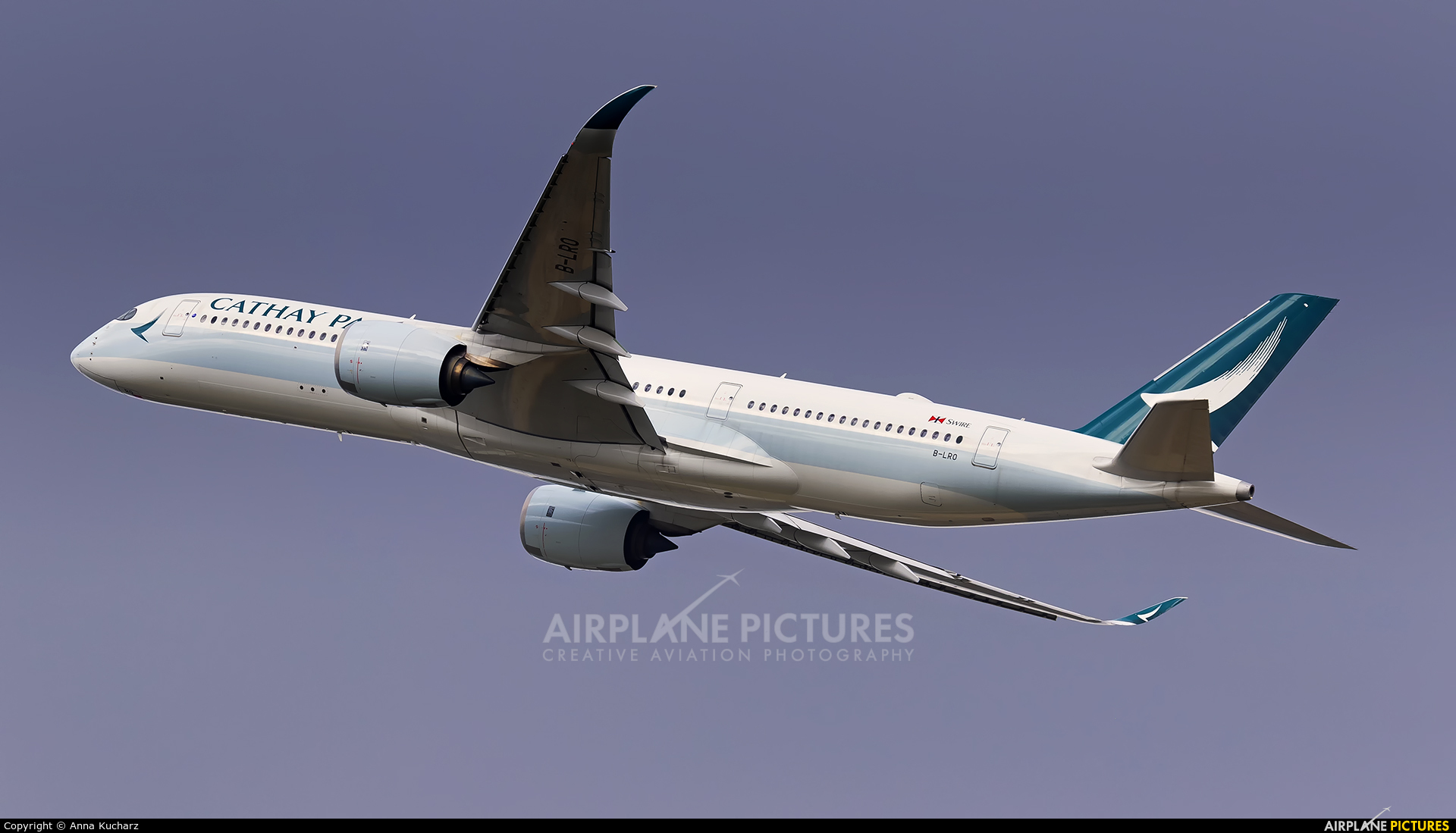 Cathay Pacific B-LRO aircraft at Brussels - Zaventem