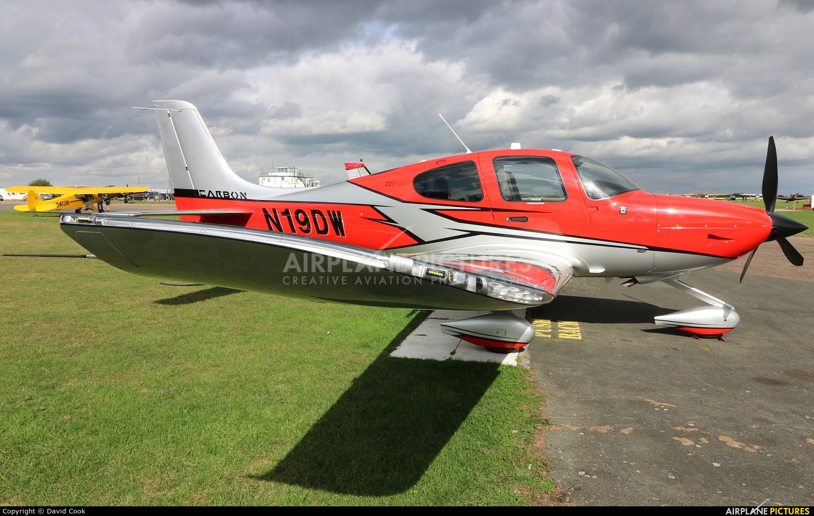Private N19DW aircraft at Leicester
