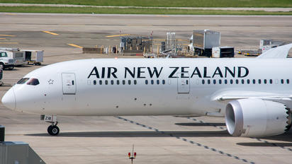 ZK-NZM - Air New Zealand Boeing 787-9 Dreamliner