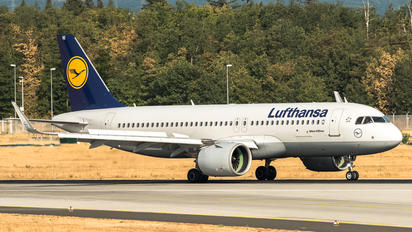 D-AINI - Lufthansa Airbus A320 NEO