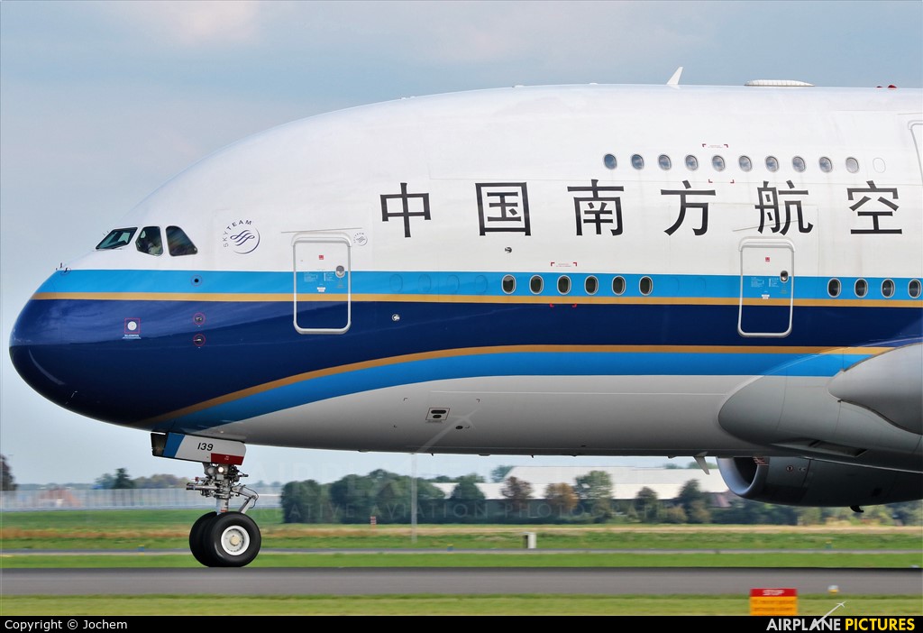 China Southern Airlines B-6139 aircraft at Amsterdam - Schiphol