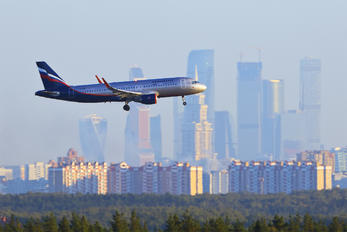 VP-BIP - Aeroflot Airbus A320