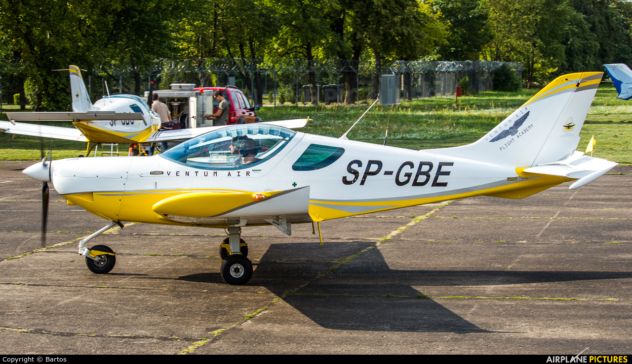 Ventum Air SP-GBE aircraft at Warsaw - Babice
