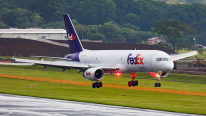 N967FD - FedEx Federal Express Boeing 757-200F