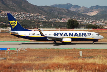 EI-FIN - Ryanair Boeing 737-800