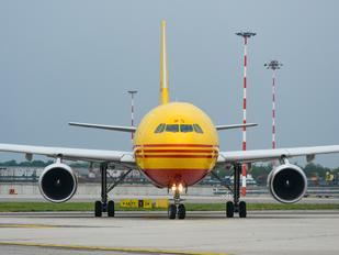 D-AZMO - DHL Cargo Airbus A300F