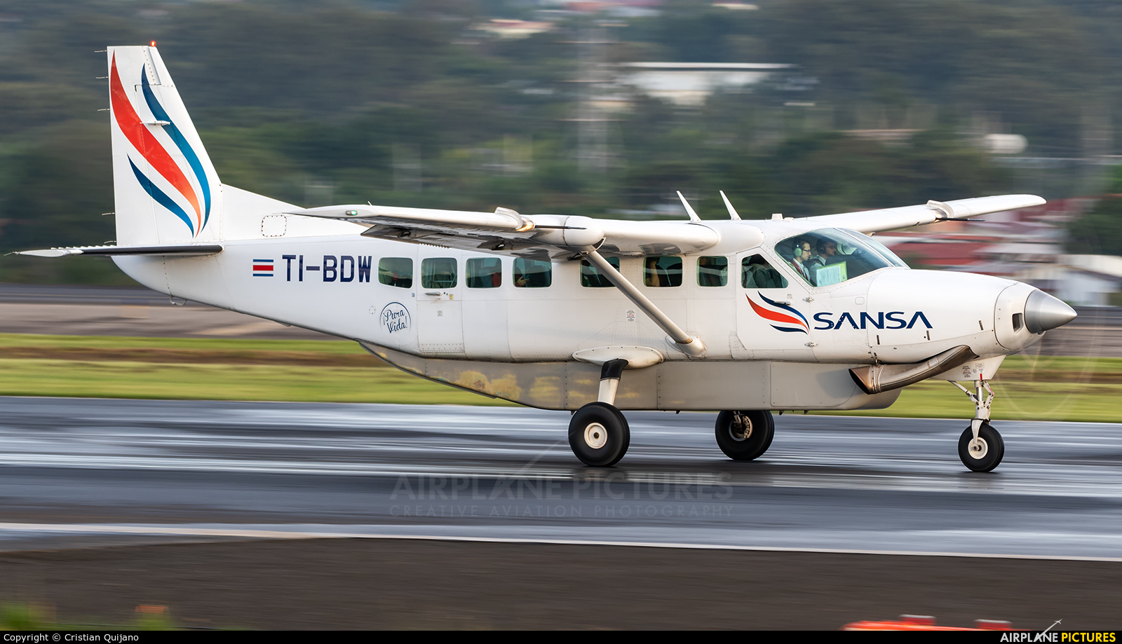 Sansa Airlines TI-BDW aircraft at San Jose - Juan Santamaría Intl