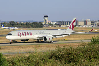 A7-AND - Qatar Airways Airbus A350-1000