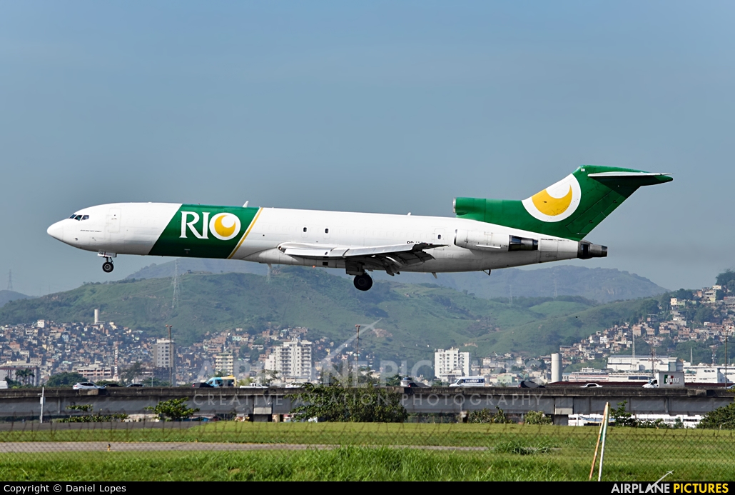 Sideral Air Cargo PR-IOB aircraft at Rio de Janeiro/Galeão Intl - Antonio Carlos Jobim Airport