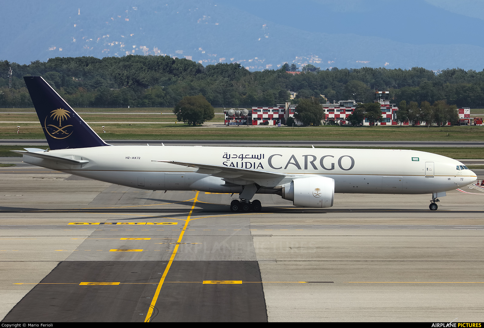 Saudi Arabian Cargo HZ-AK72 aircraft at Milan - Malpensa