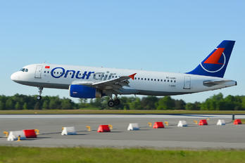 TC-OBU - Onur Air Airbus A320