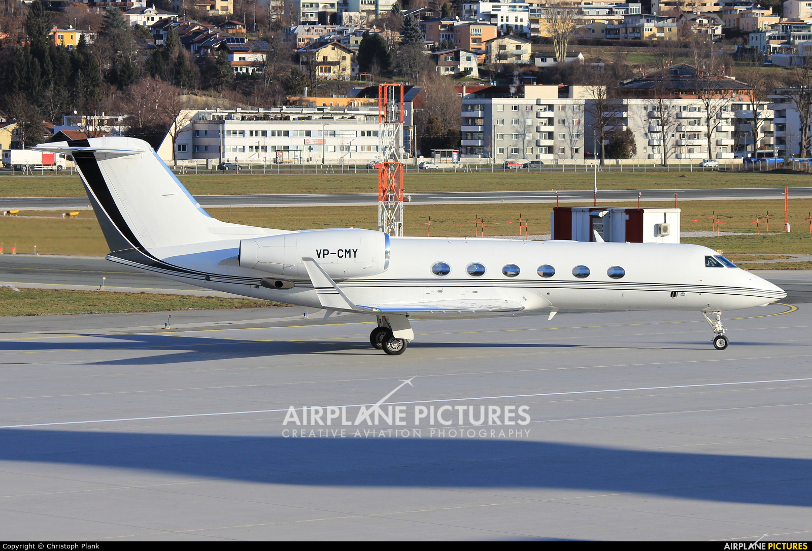 Hemberg Trading VP-CMY aircraft at Innsbruck