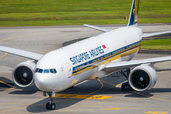 9V-SWE - Singapore Airlines Boeing 777-300ER
