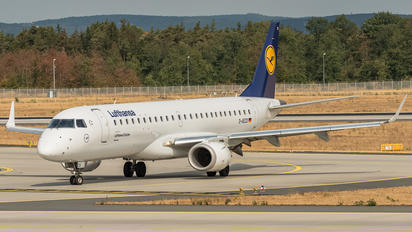 D-AECD - Lufthansa Regional - CityLine Embraer ERJ-190 (190-100)
