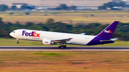 N118FE - FedEx Federal Express Boeing 767-300F
