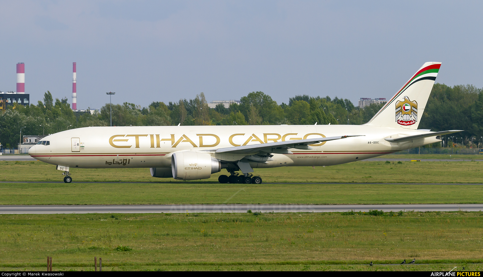 Etihad Cargo A6-DDC aircraft at Warsaw - Frederic Chopin