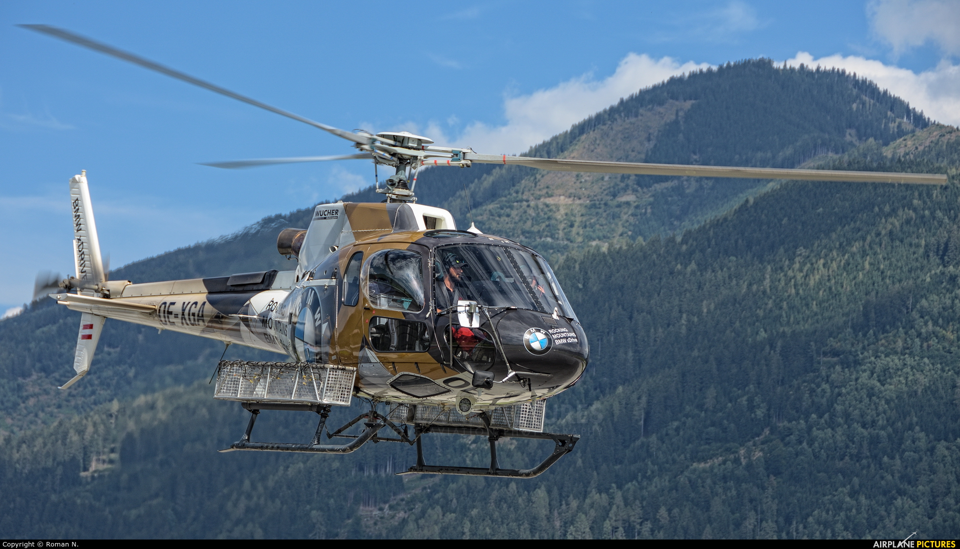 Wucher Helicopter OE-XGA aircraft at Zell am See