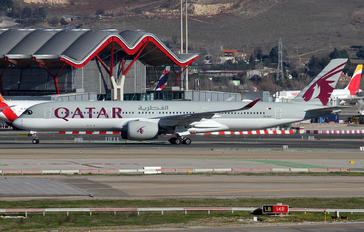 A7-ALT - Qatar Airways Airbus A350-900