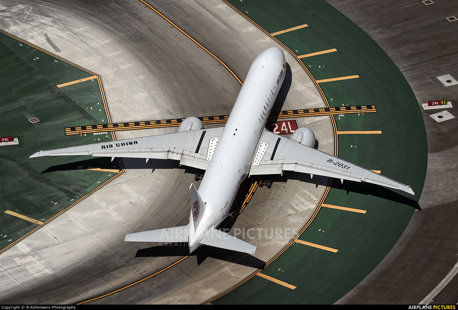 Air China B-2031 aircraft at Los Angeles Intl