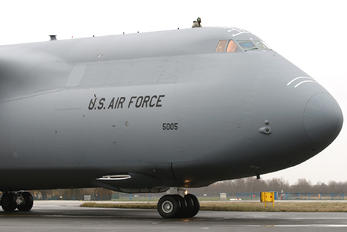 85-0005 - USA - Air Force Lockheed C-5M Super Galaxy