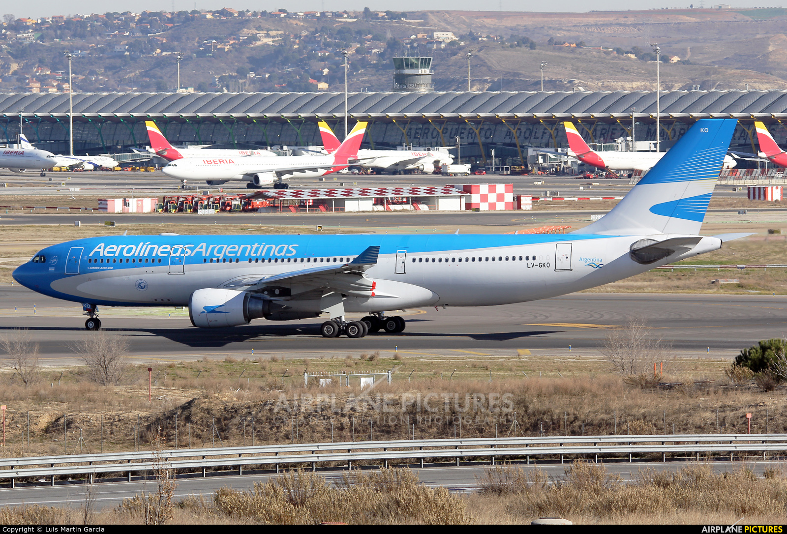 Aerolineas Argentinas LV-GKO aircraft at Madrid - Barajas