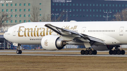 A6-EGP - Emirates Airlines Boeing 777-300ER
