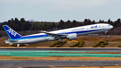 JA780A - ANA - All Nippon Airways Boeing 777-300