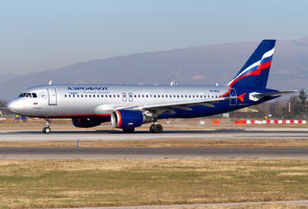 VP-BZO - Aeroflot Airbus A320