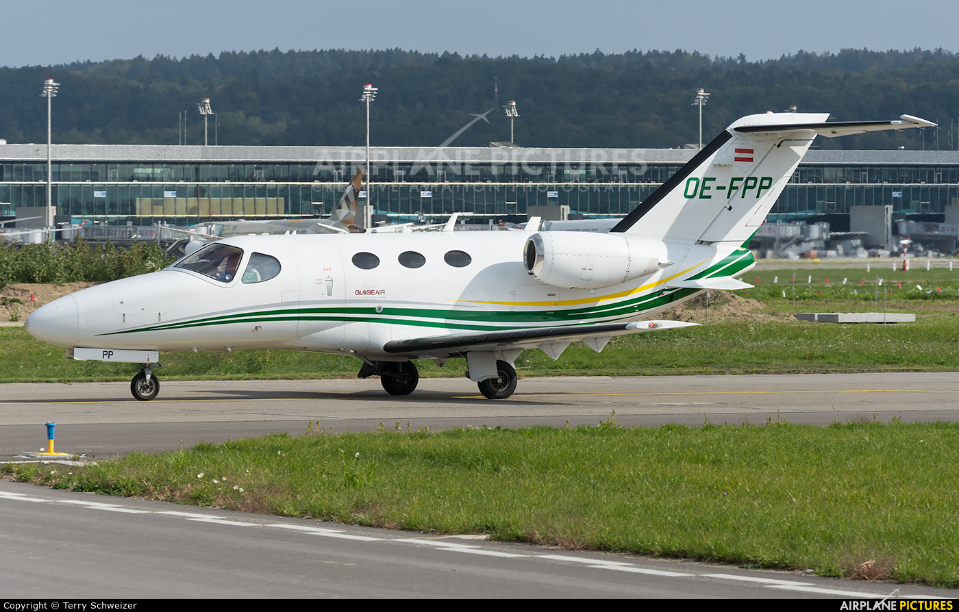 Private OE-FPP aircraft at Zurich