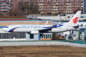 B-6105 - Dalian Airlines Boeing 737-800