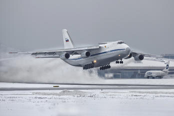RA-82038 - Russia - Air Force Antonov An-124