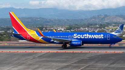 N8685B - Southwest Airlines Boeing 737-800