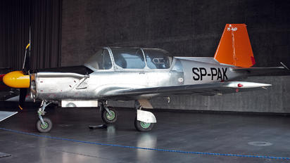 SP-PAK - PZL Mielec PZL M-4P Tarpan