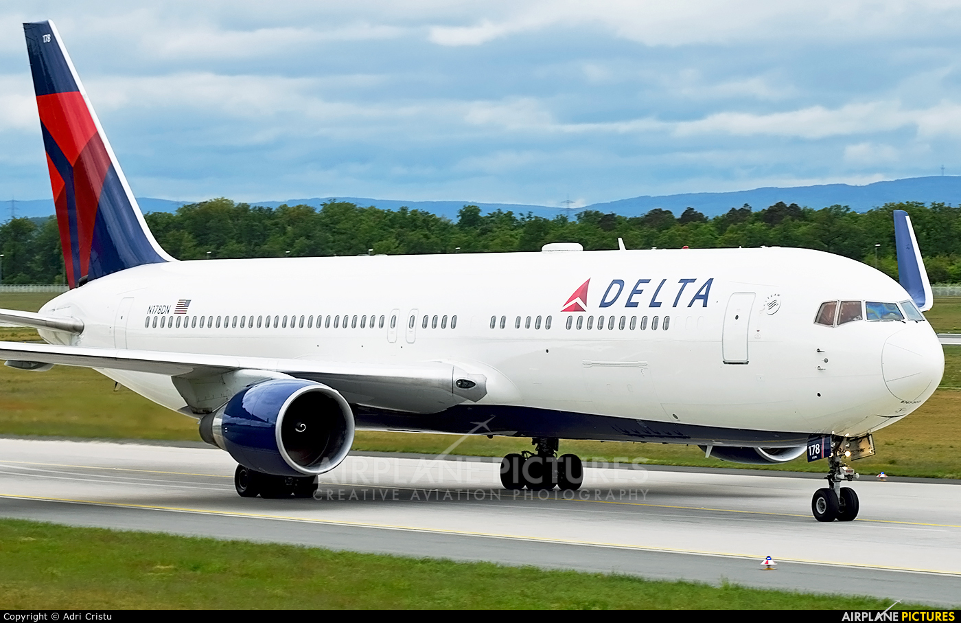 Delta Air Lines N178DN aircraft at Frankfurt