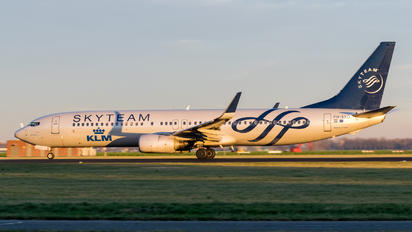 PH-BXO - KLM Boeing 737-900
