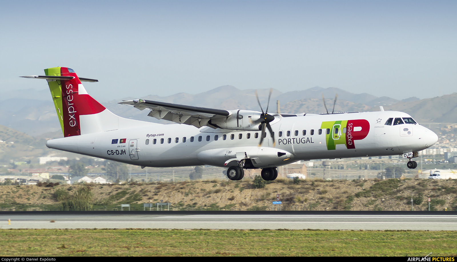 TAP Express CS-DJH aircraft at Málaga