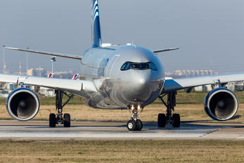 F-HTIC - Aigle Azur Airbus A330-200