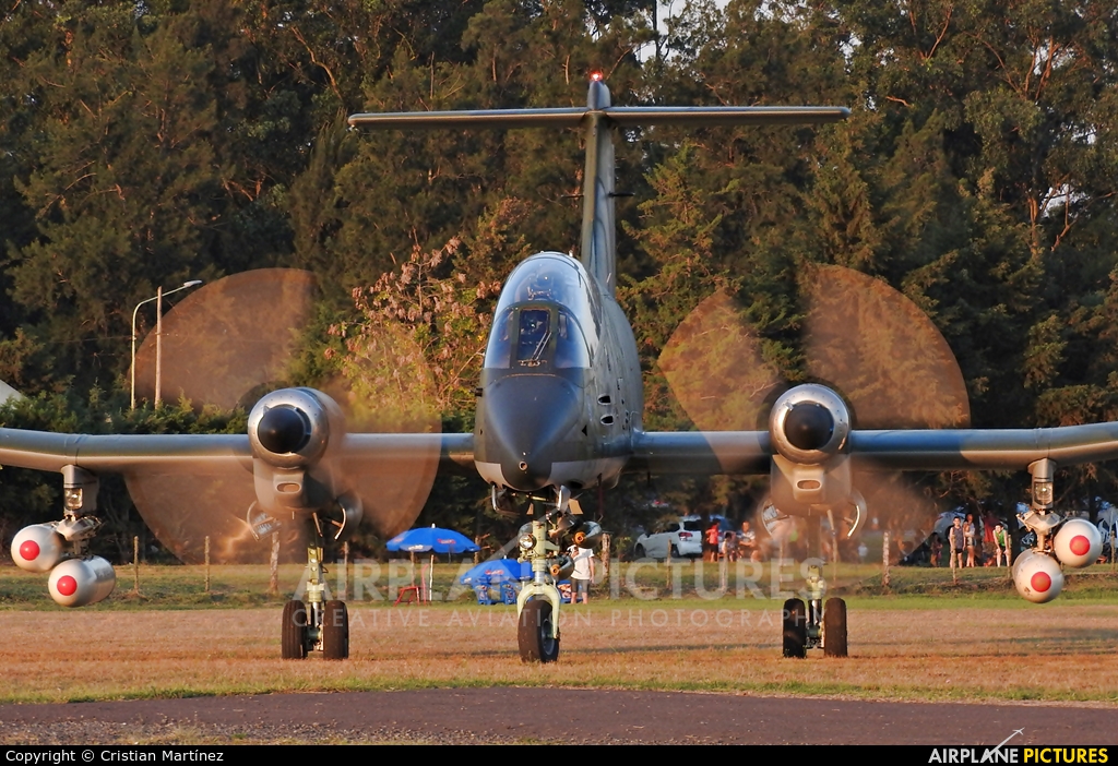 Argentina - Air Force A-568 aircraft at Reconquista - Daniel Jurkic