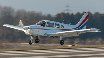 HB-PJI - Groupement de Vol à Moteur - Lausanne Piper PA-28 Warrior